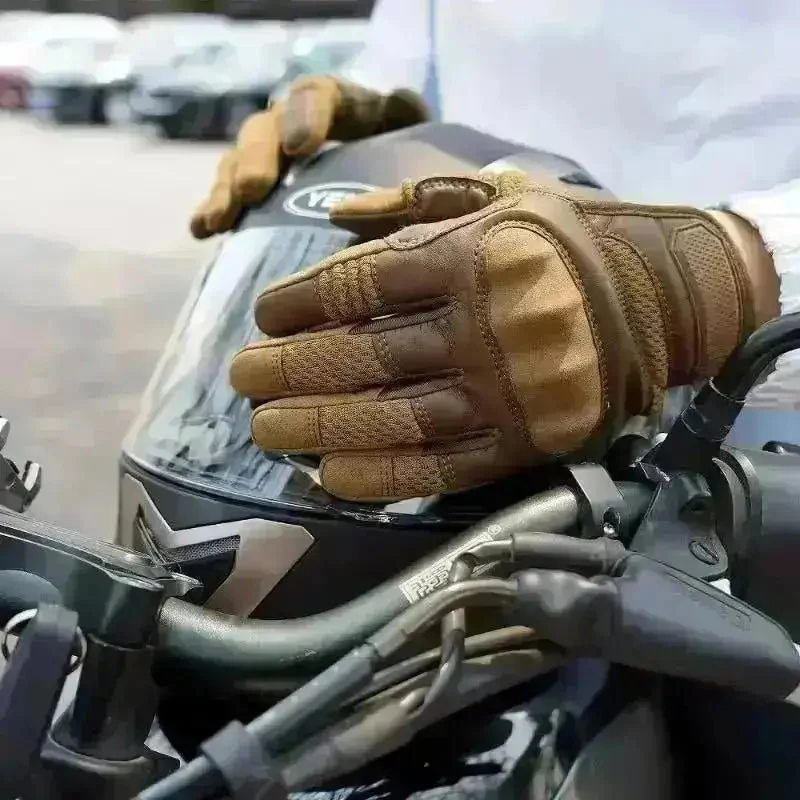 Mid-Season Touchscreen Motorcycle Gloves - Image 3